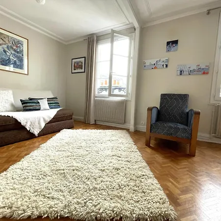 Appartamento Moderne A Pres Du Sacre Coeur 45 M² + Internet Parigi