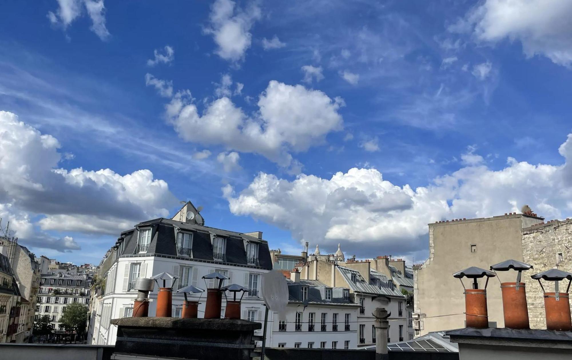 Moderne A Pres Du Sacre Coeur 45 M² + Internet * Paris